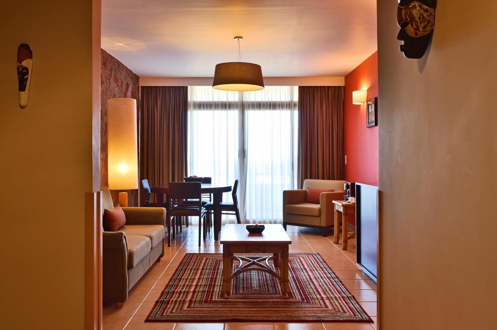 Pestana Tropico Ocean & City Hotel 프라이아 외부 사진