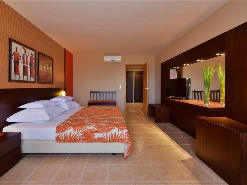 Pestana Tropico Ocean & City Hotel 프라이아 외부 사진